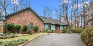 3559 Old Onslow Rd, Greensboro, NC 27407