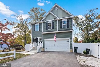684 203rd St, Pasadena, MD 21122
