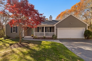 9 Cap'N Jac's Rd, Barnstable, MA 02632