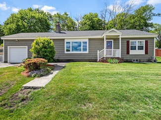 11 View St, Dracut, MA 01826