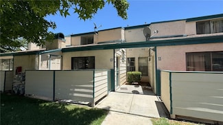 44460 15th St E Unit 13, Lancaster, CA 93535