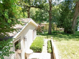 8095 Topinabee Dr, Montgomery, MI 49255