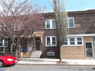 33 Railroad Ave, Roebling, NJ 08554