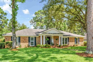 6445 Sugar Creek Dr N, Mobile, AL 36695