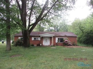 100 S Crissey Rd, Holland, OH 43528