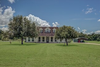 6853 Fite Ln Unit FM, Sweeny, TX 77480