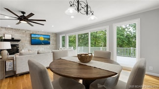 288 Oak Ridge Dr, Lake Ozark, MO 65049