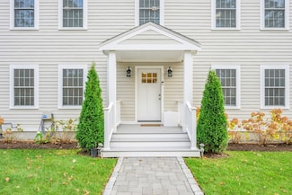 41 Dromoland Ln, Barnstable, MA 02630