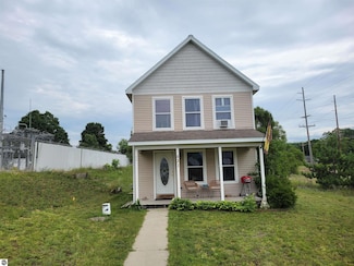 531 Barlow St, Traverse City, MI 49686
