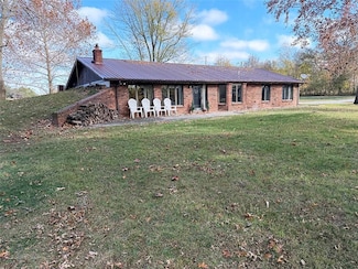 3631 S Oak Hill Rd, Carthage, MO 64836