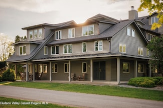46 Pompeys Cave Rd, High Falls, NY 12440