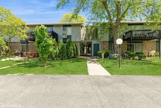 942 E Old Willow Rd Unit 101, Prospect Heights, IL 60070