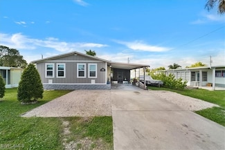 16 Derhenson Dr, Naples, FL 34114