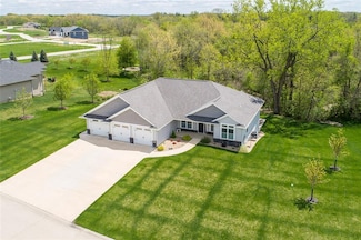 1337 Spring Ridge Ct NE, Swisher, IA 52338