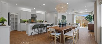 409 Snowdrop Ln, Santa Paula, CA 91355