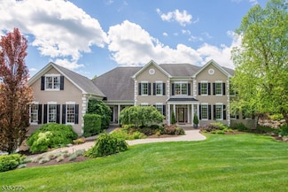 39 Crown View Ct, Sparta, NJ 07871