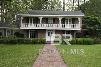 1415 Poplar Ave, Brewton, AL 36426