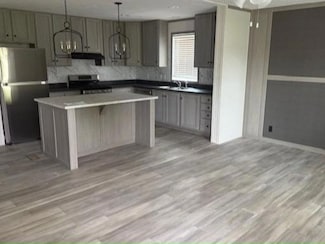 18 Fairlane Ct Unit 10, Madison, WI 53713