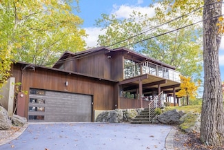 134 Rangeley Rd, Chestnut Hill, MA 02467