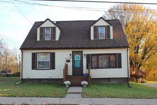 136 Howard St, Old Forge, PA 18518