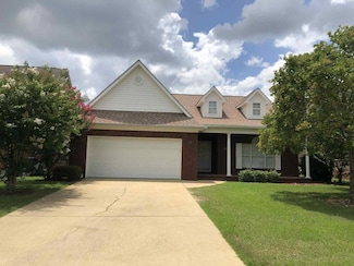 227 Princeton Dr, Dothan, AL 36301