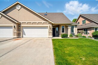2020 Greenbrook Blvd, Richland, WA 99352