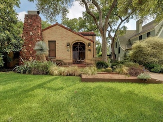 102 Laurel Ln, Austin, TX 78705
