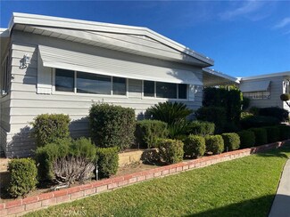 16926 Lake Knoll Ln Unit 104, Yorba Linda, CA 92886