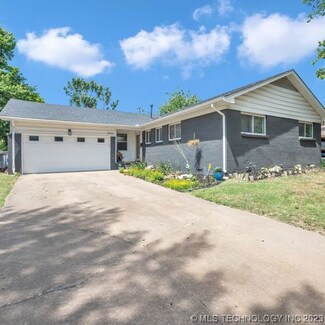 5949 E 24th Place, Tulsa, OK 74114