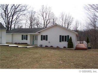 9676 Bean Hill Rd, Honeoye Falls, NY 14472