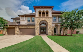 5719 Avon Landing Ln, Sugar Land, TX 77479