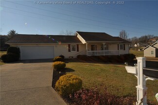 108 Yorktown Way, Nitro, WV 25143