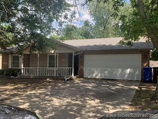 3001 S Ash Ct, Broken Arrow, OK 74012