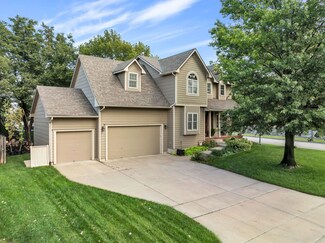 2335 N Crestline Ct, Wichita, KS 67205