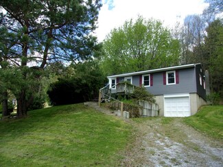 450 Pleasant Heights, West Rutland, VT 05777