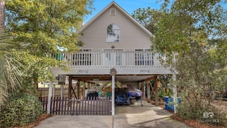5704 Armadillo Ave, Orange Beach, AL 36561