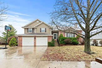 4008 Compton Rd, Columbia, MO 65203