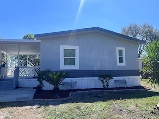 710 Whispering Pines Dr, Auburndale, FL 33823