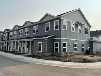 5889 41st St S, Fargo, ND 58104
