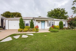 708 Kontiki Dr, Tool, TX 75143