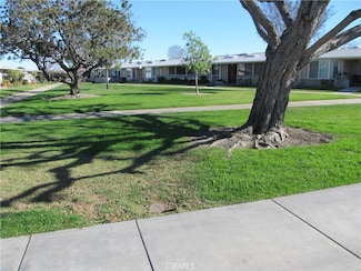 1351 Wee Burn Rd, Seal Beach, CA 90740