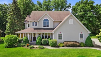 163 11th Ave, Union Grove, WI 53182