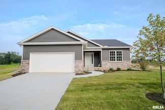 941 9th Ave N, Clinton, IA 52732