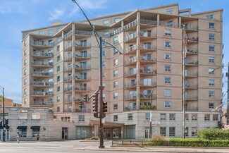 4350 N Broadway St Unit 407, Chicago, IL 60613