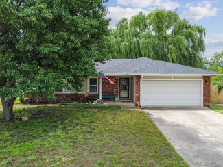 10804 E 100th St N, Owasso, OK 74055
