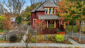 254 Davis St, Greenfield, MA 01301