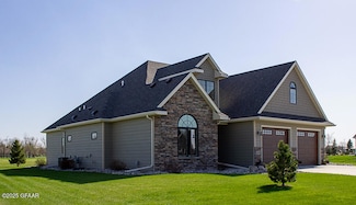 2509 Pebble Beach Rd, East Grand Forks, ND 56721