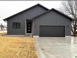 110 Vine St, Jackson, NE 68743