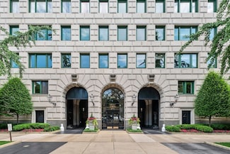 209 E Lake Shore Dr Unit 3W, Chicago, IL 60611