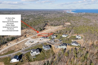 21 Zoes Way, York, ME 03902
